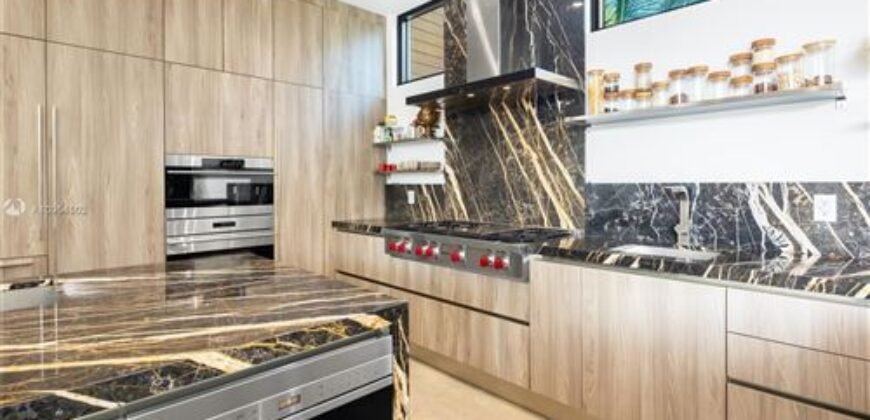 Warm and Modern House with Incomparable Luxuries