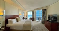 Beachfront apartment in Marenas
