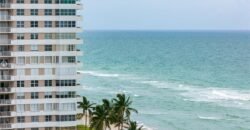 Condominio Frente al Mar con Hermosa Vista
