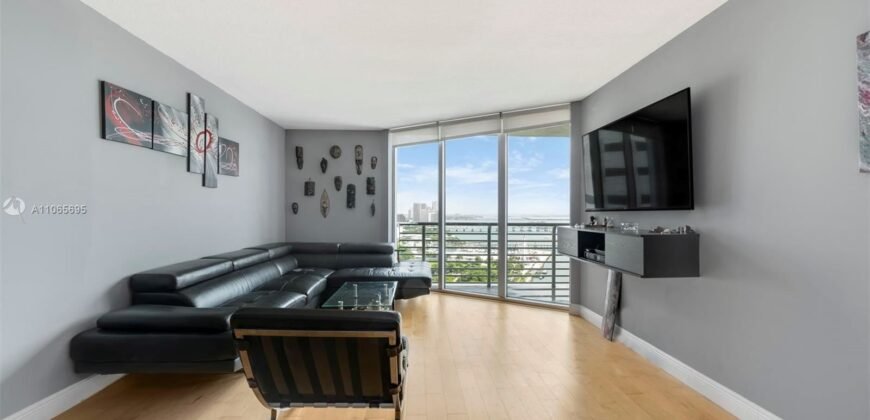 Vistas Sensacionales desde Increible Apartamento.