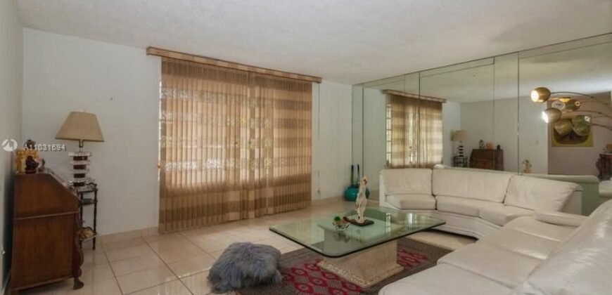Casa Familiar Espaciosa cercana a la Playa