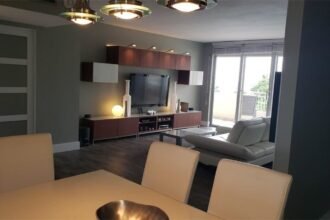 Condominio Renovado con Excelente Gusto