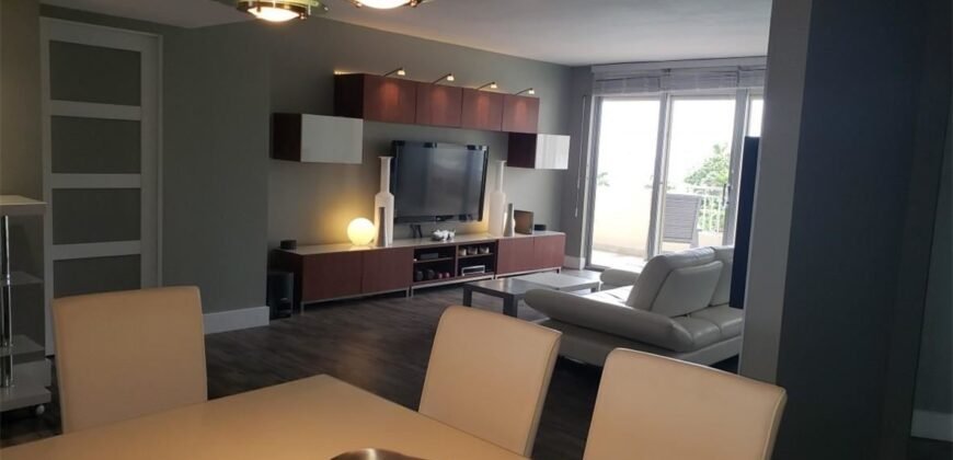 Condominio Renovado con Excelente Gusto