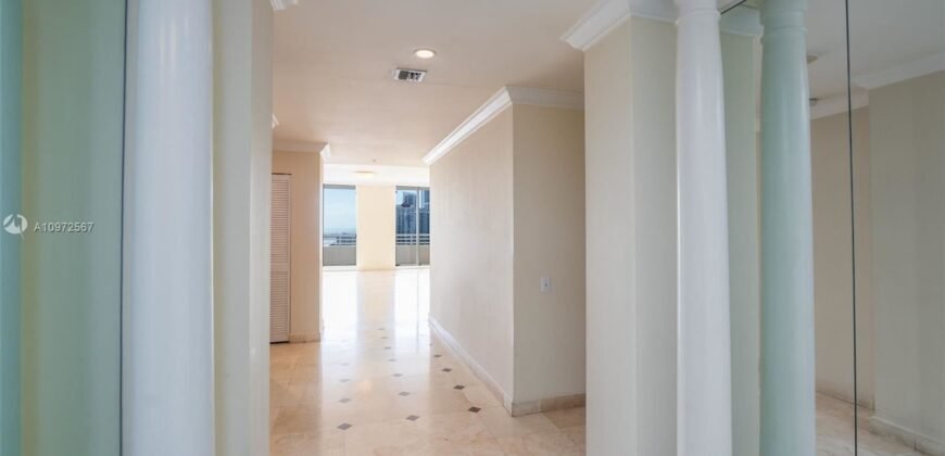 Unique Property with Spectacular View