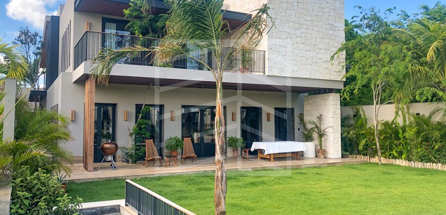 Select Property for Sale in Lagos del Sol