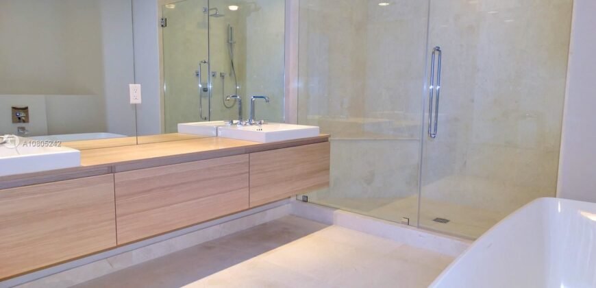 Marina Palms Residences Offer an Interior Elegance Befitting Their Inspiring Views