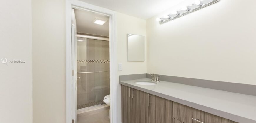 Spacious very modern condo