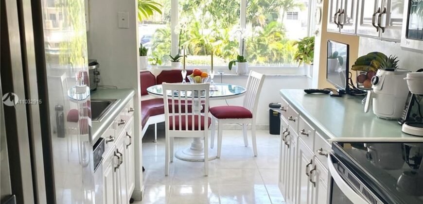 Fantastic value for a 2/2 in prestigious Sunny Isles Beach.
