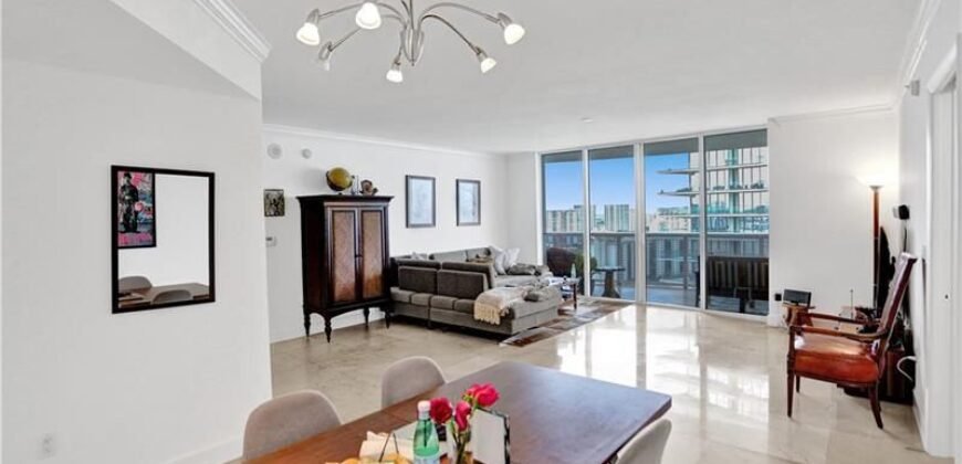 Prestigioso Condominio Ocean III en Sunny Isles Beach
