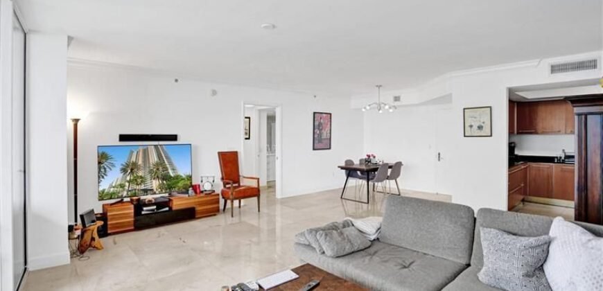 Prestigioso Condominio Ocean III en Sunny Isles Beach