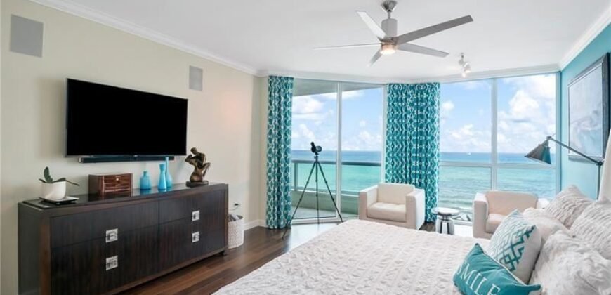 Enjoy the Breathtaking Ocean Views!