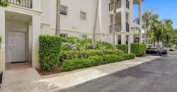 Condominio en el Primer Piso Completamente Remodelado