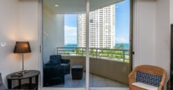 Viva en la exclusiva isla privada de Brickell Key.