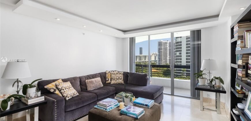 Fully Remodeled 2 Bedroom 2 Bath Unit