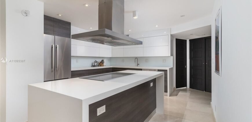 Fully Remodeled 2 Bedroom 2 Bath Unit