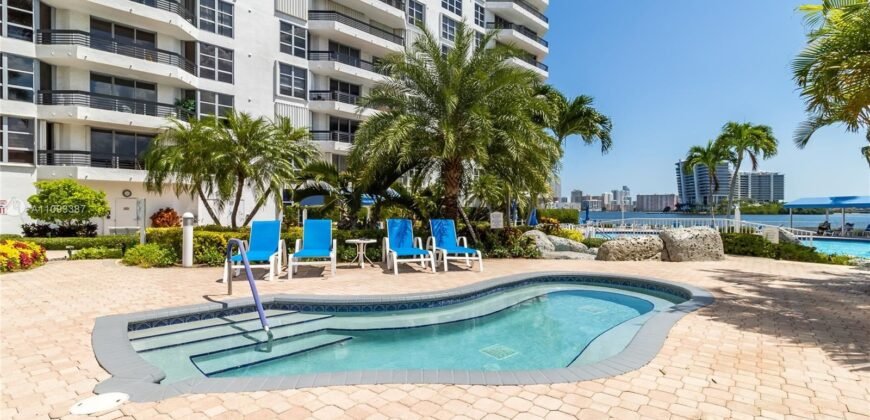 Fully Remodeled 2 Bedroom 2 Bath Unit