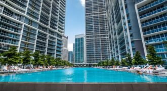 Condominio de lujo con Brickell