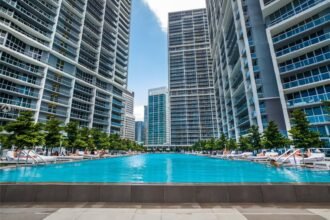 Condominio de lujo con Brickell
