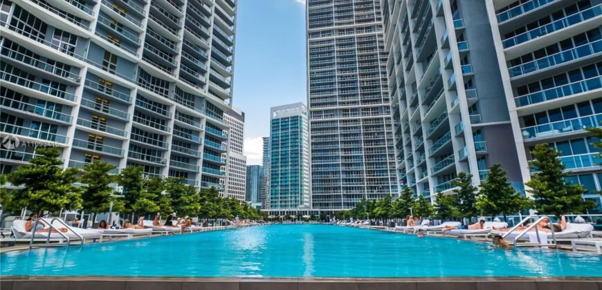 Luxury Condo with Brickell
