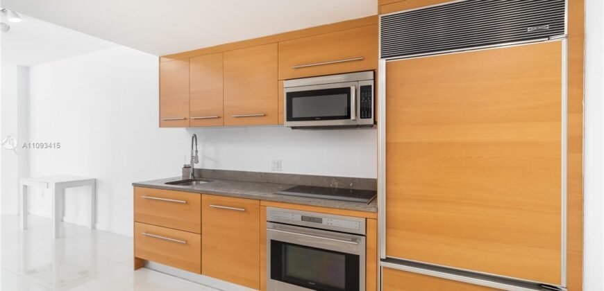 Luxury Condo with Brickell