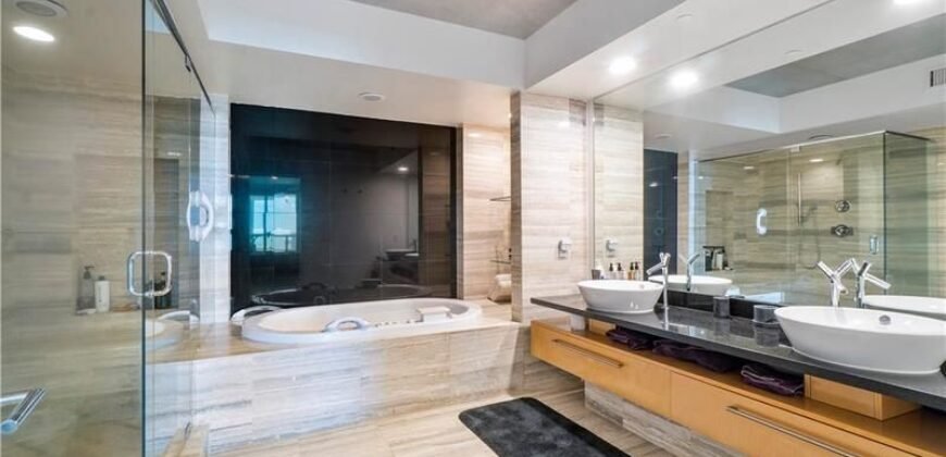 Located in the heart of Ft Lauderdale