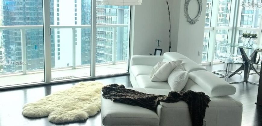 Incredible Penthouse Located in the Heart of Brickell