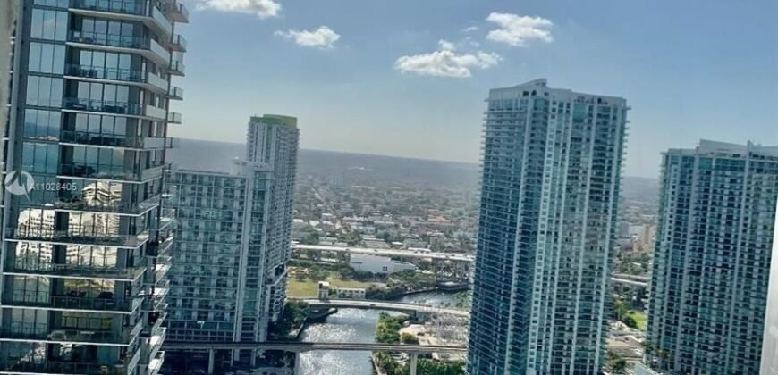 Incredible Penthouse Located in the Heart of Brickell